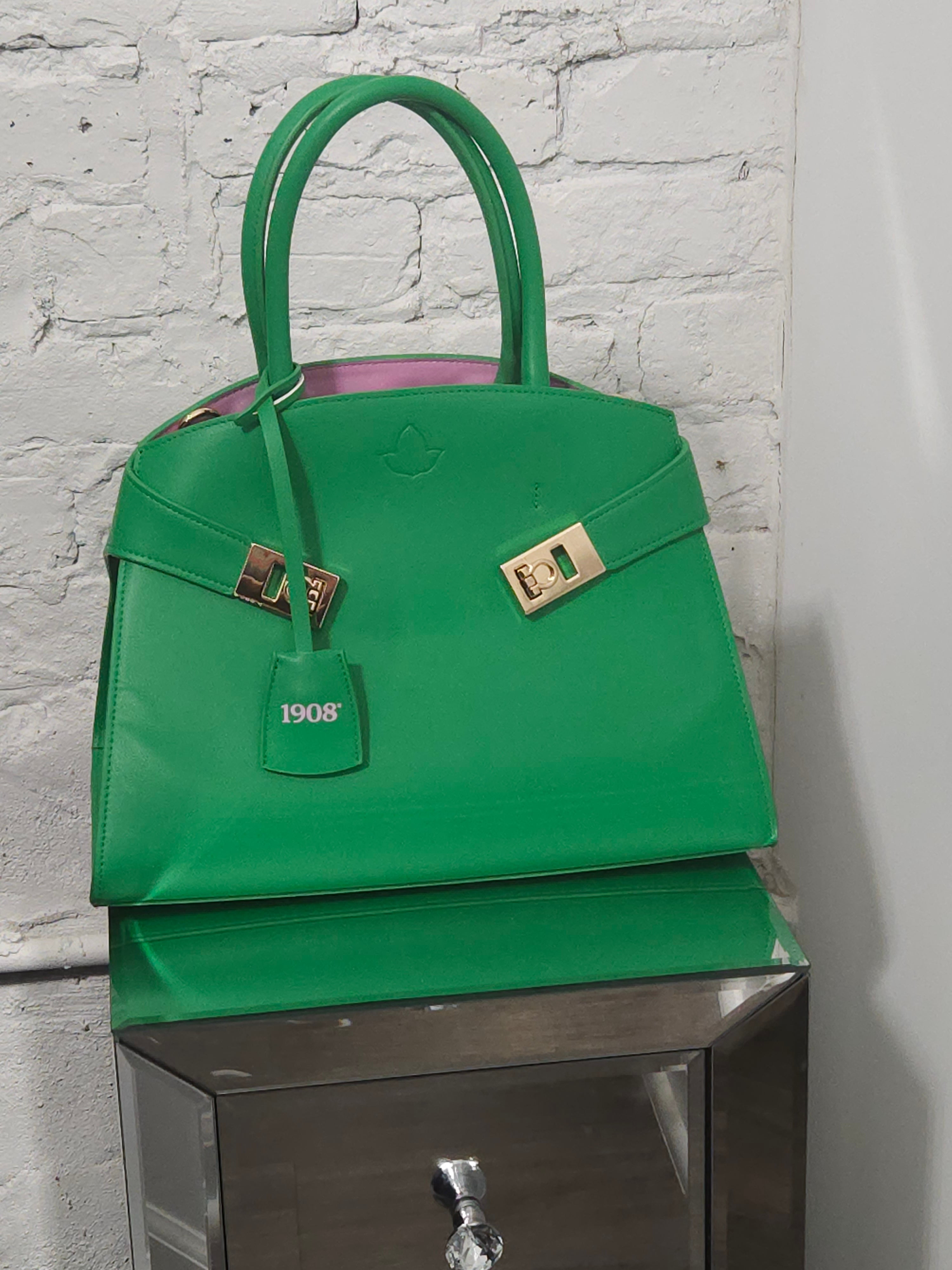 Gorgeous in Green Anyone? ***PRESALE***